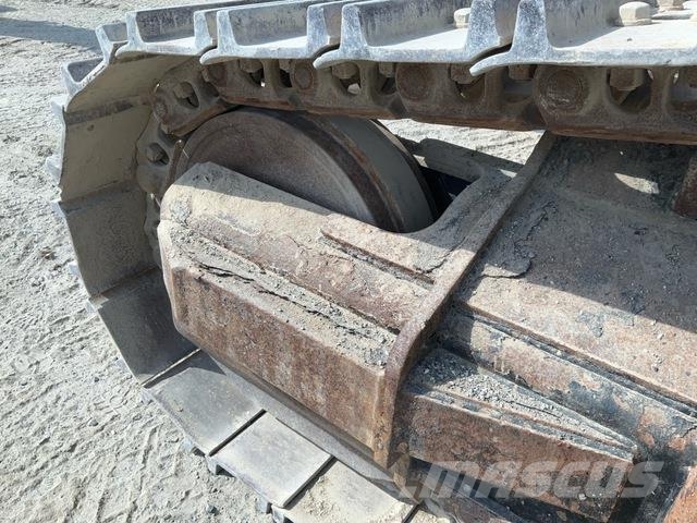 CAT 340D2L حفارات زحافة