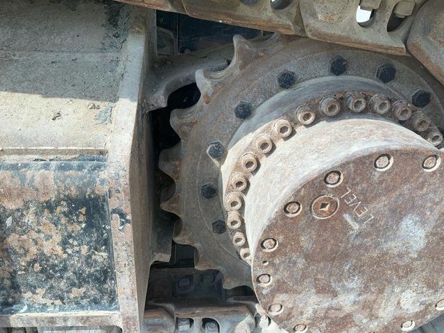 CAT 340D2L حفارات زحافة