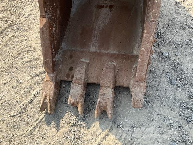 CAT 340D2L حفارات زحافة