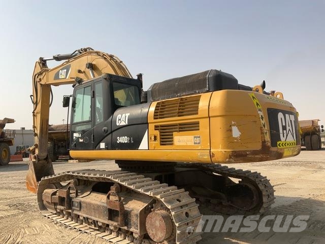 CAT 340D2L حفارات زحافة