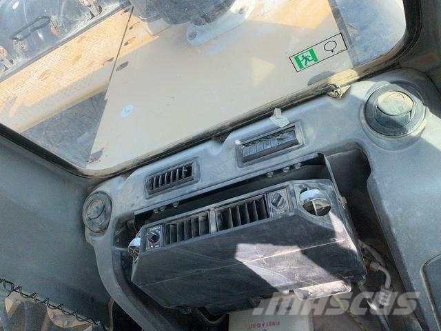CAT 340D2L حفارات زحافة