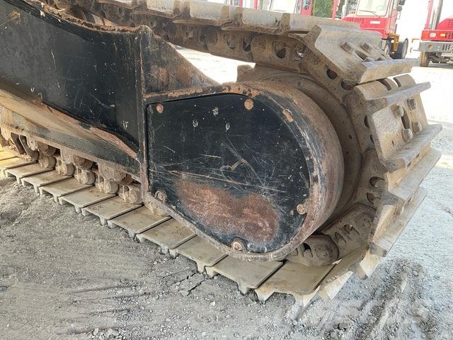 CAT 340D2L حفارات زحافة