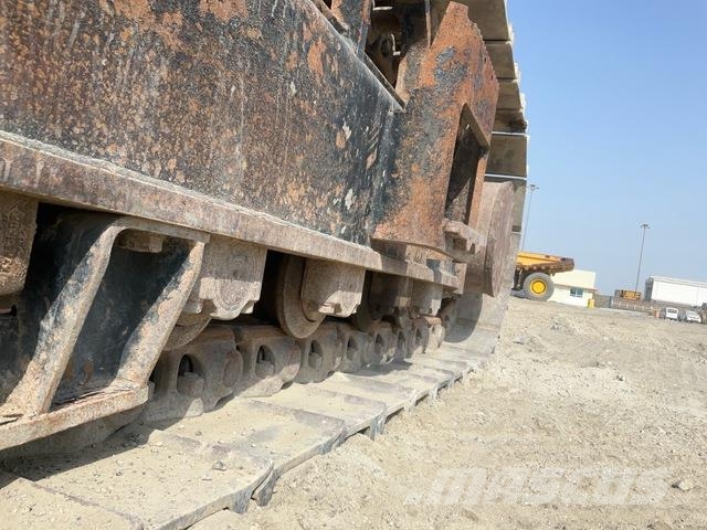 CAT 340D2L حفارات زحافة