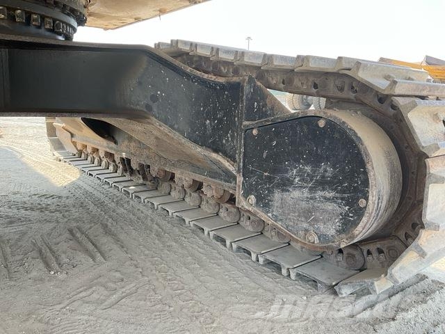 CAT 340D2L حفارات زحافة