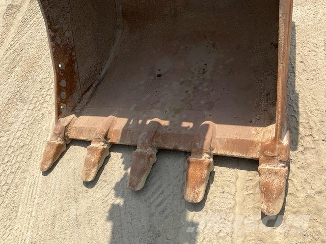CAT 340D2L حفارات زحافة