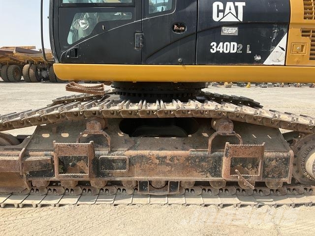 CAT 340D2L حفارات زحافة