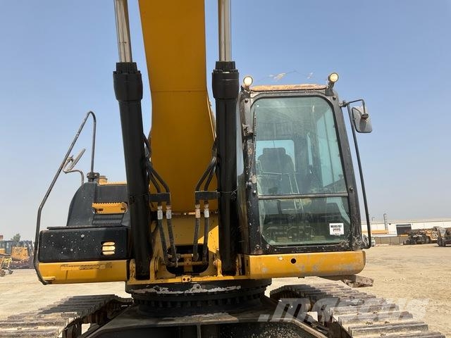 CAT 340D2L حفارات زحافة