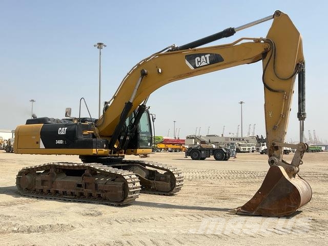 CAT 340D2L حفارات زحافة