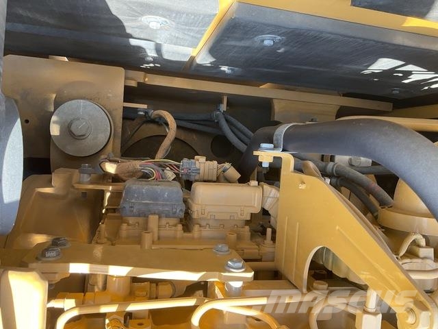 CAT 350 Lánctalpas kotrók