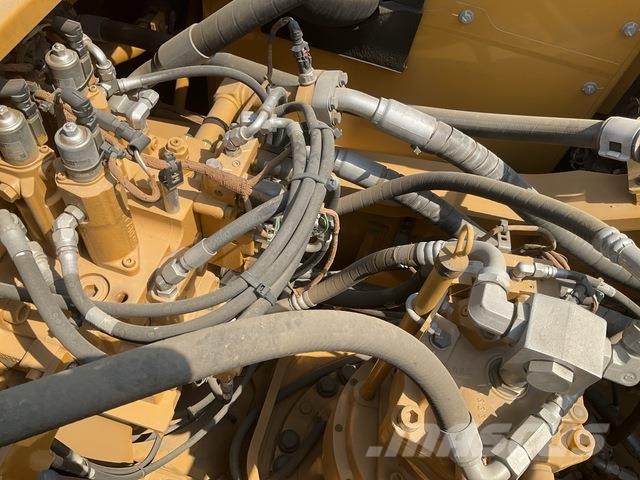 CAT 350 Lánctalpas kotrók