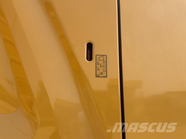 CAT 350 حفارات زحافة