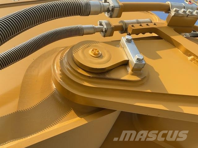 CAT 350 حفارات زحافة