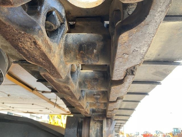 CAT 350 حفارات زحافة