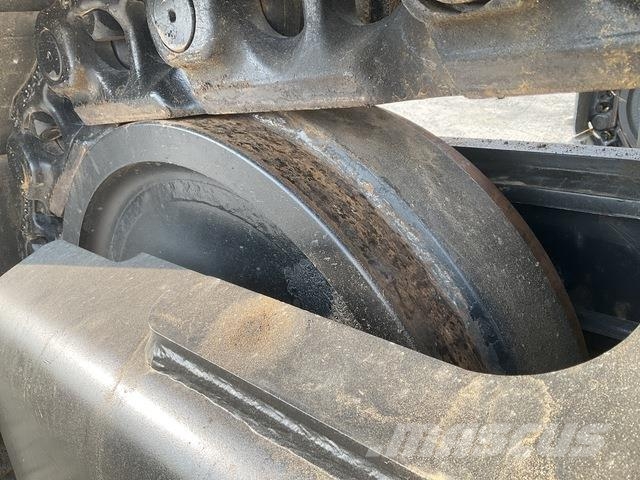 CAT 350 حفارات زحافة