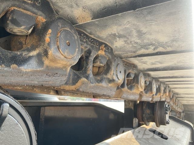 CAT 350 حفارات زحافة