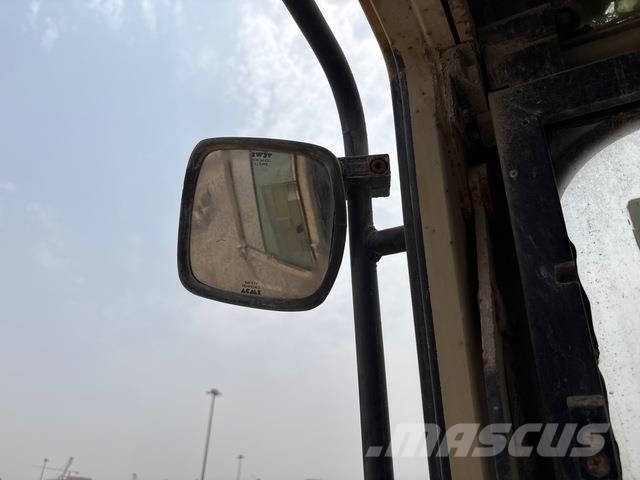 CAT 385B حفارات زحافة