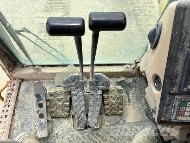 CAT 385B حفارات زحافة