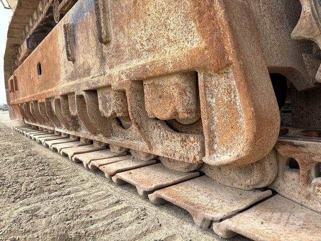 CAT 385B حفارات زحافة
