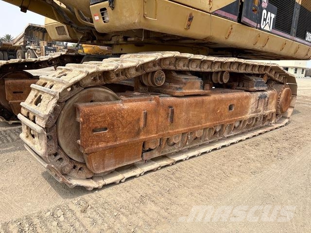 CAT 385B حفارات زحافة