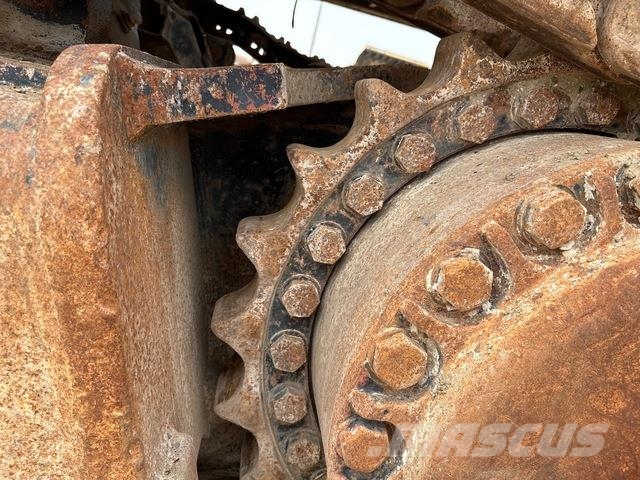 CAT 385B حفارات زحافة