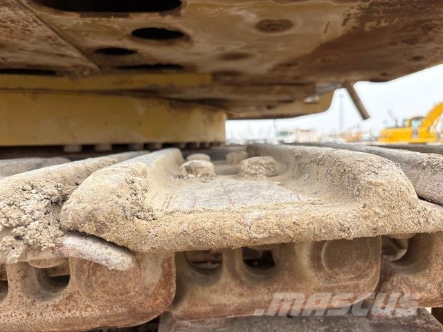 CAT 385B حفارات زحافة