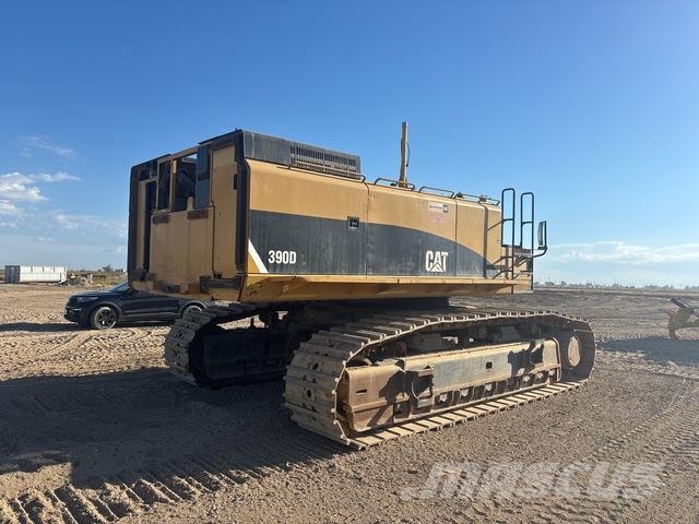 CAT 390D Gravemaskiner på larvebånd