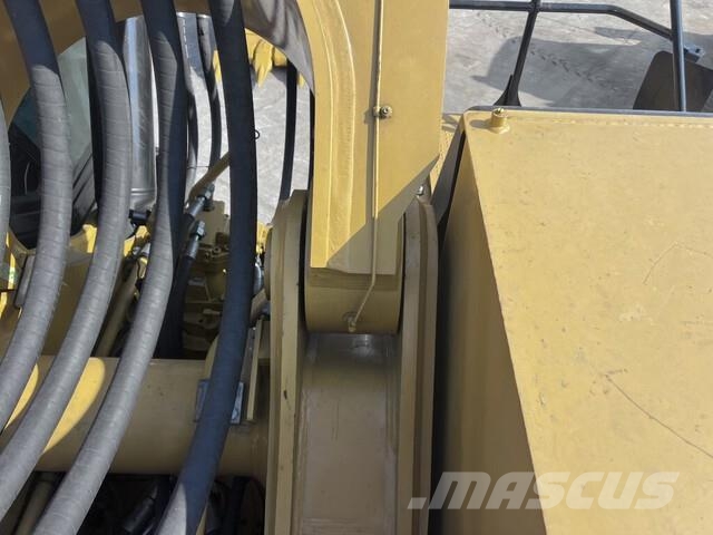 CAT 395 Beltegraver
