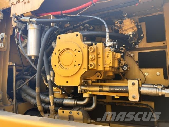 CAT 395 Beltegraver