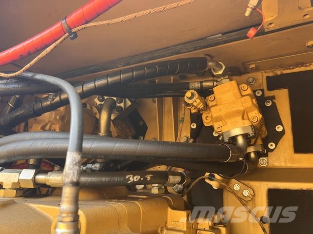CAT 395 Beltegraver