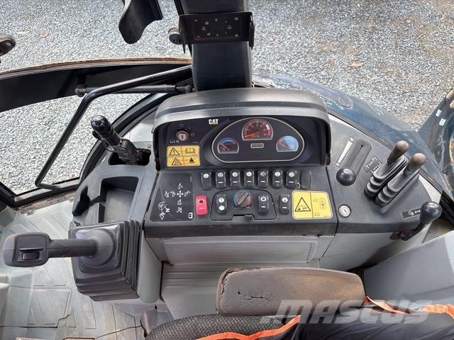 CAT 432E Rýpadlo-nakladače
