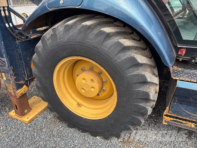 CAT 432E Rýpadlo-nakladače