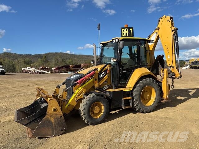 CAT 432F2 Tractopelle