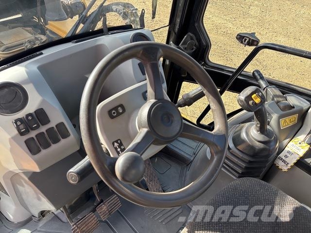 CAT 432F2 Tractopelle