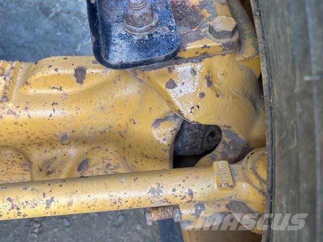 CAT 432F2 Tractopelle