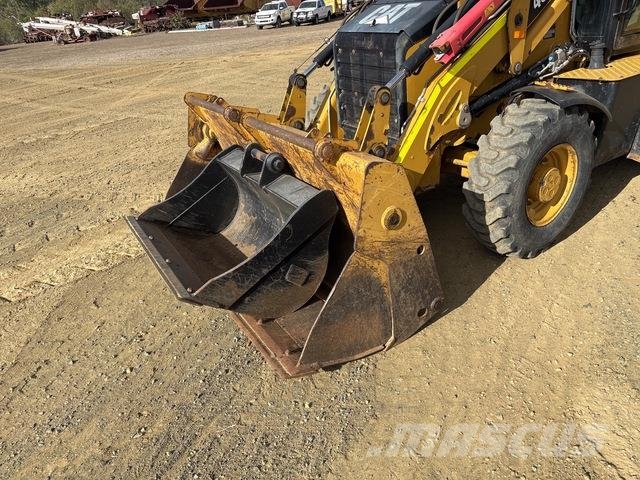 CAT 432F2 Tractopelle