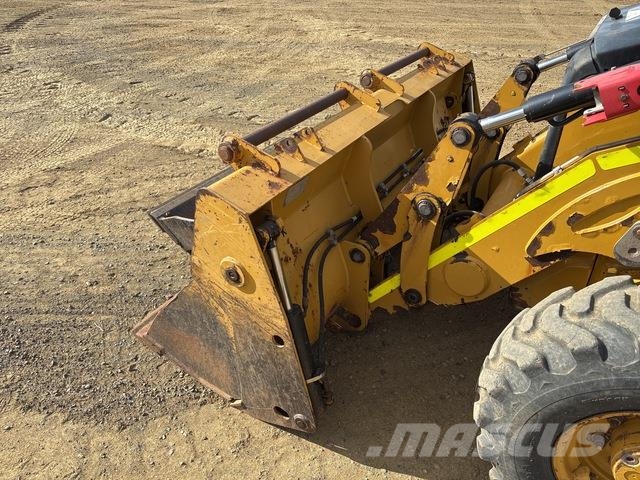 CAT 432F2 Tractopelle