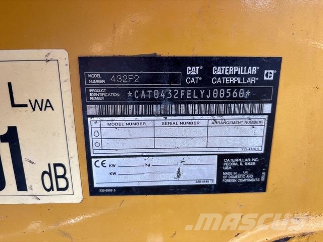 CAT 432F2 Tractopelle