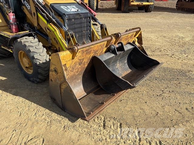 CAT 432F2 Tractopelle