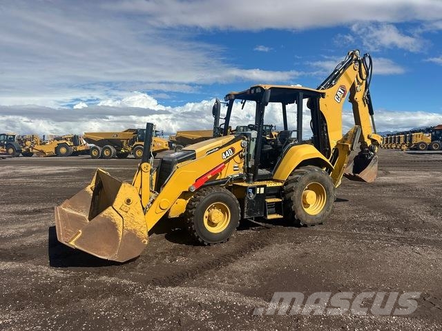 CAT 440 Rovokopači