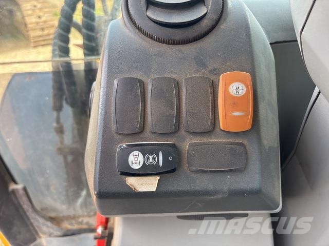 CAT 444E Tractopelle