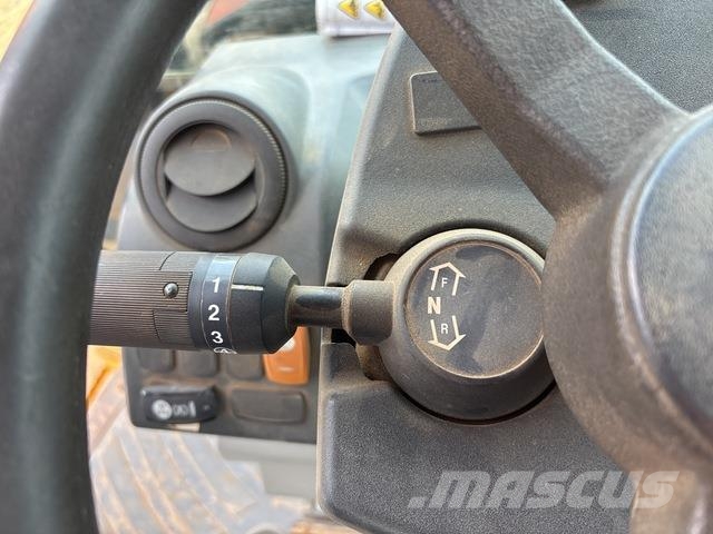 CAT 444E Tractopelle