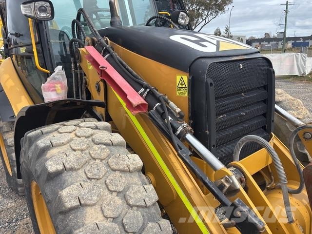 CAT 444E Tractopelle