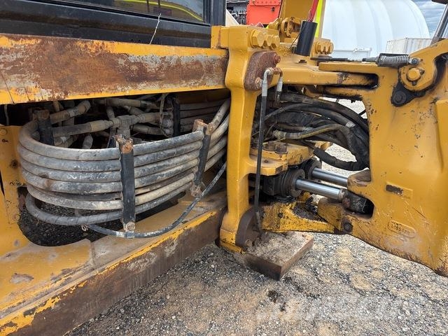 CAT 444E Tractopelle