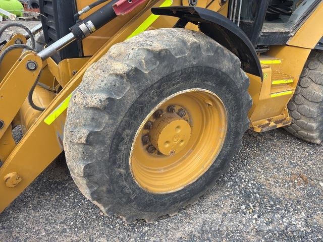 CAT 444E Tractopelle
