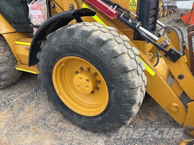 CAT 444E Tractopelle