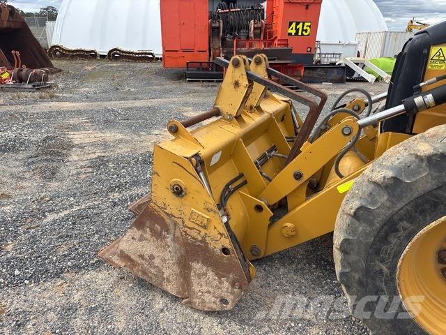 CAT 444E Tractopelle
