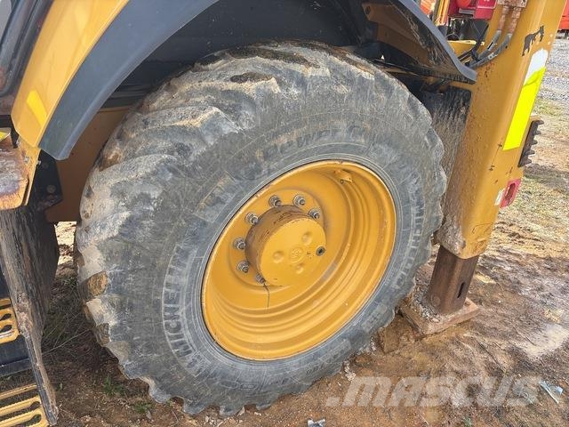 CAT 444E Graaf-laadcombinaties