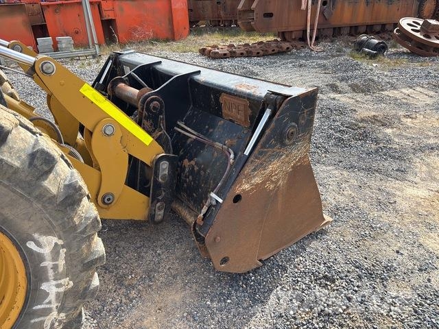 CAT 444E Graaf-laadcombinaties