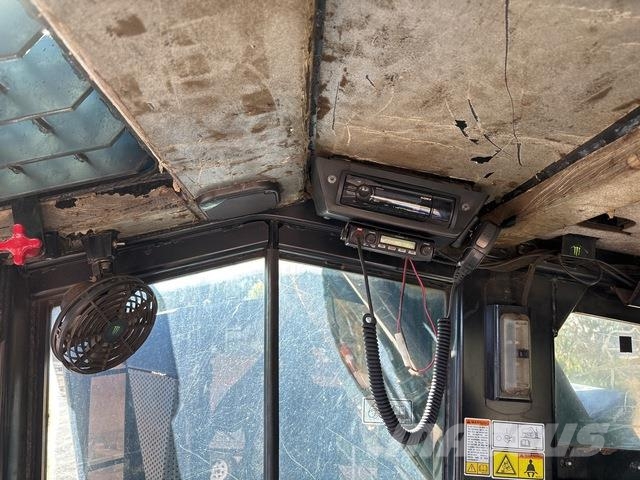 CAT 511 Feller bunchers