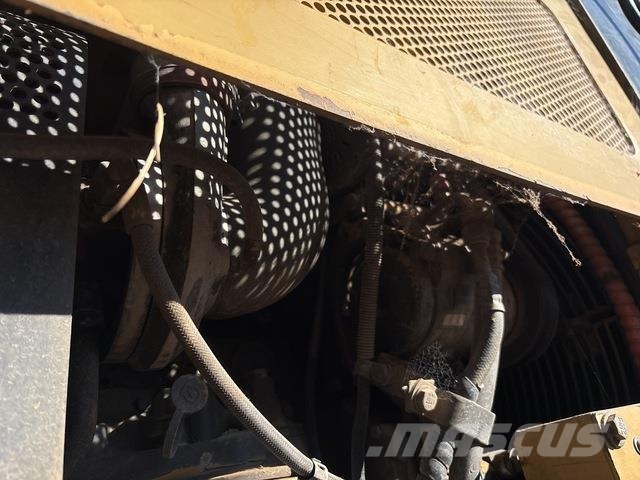 CAT 511 Feller bunchers